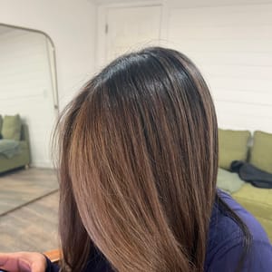 Gorgeous dimensional brunette. The blend is perfection 